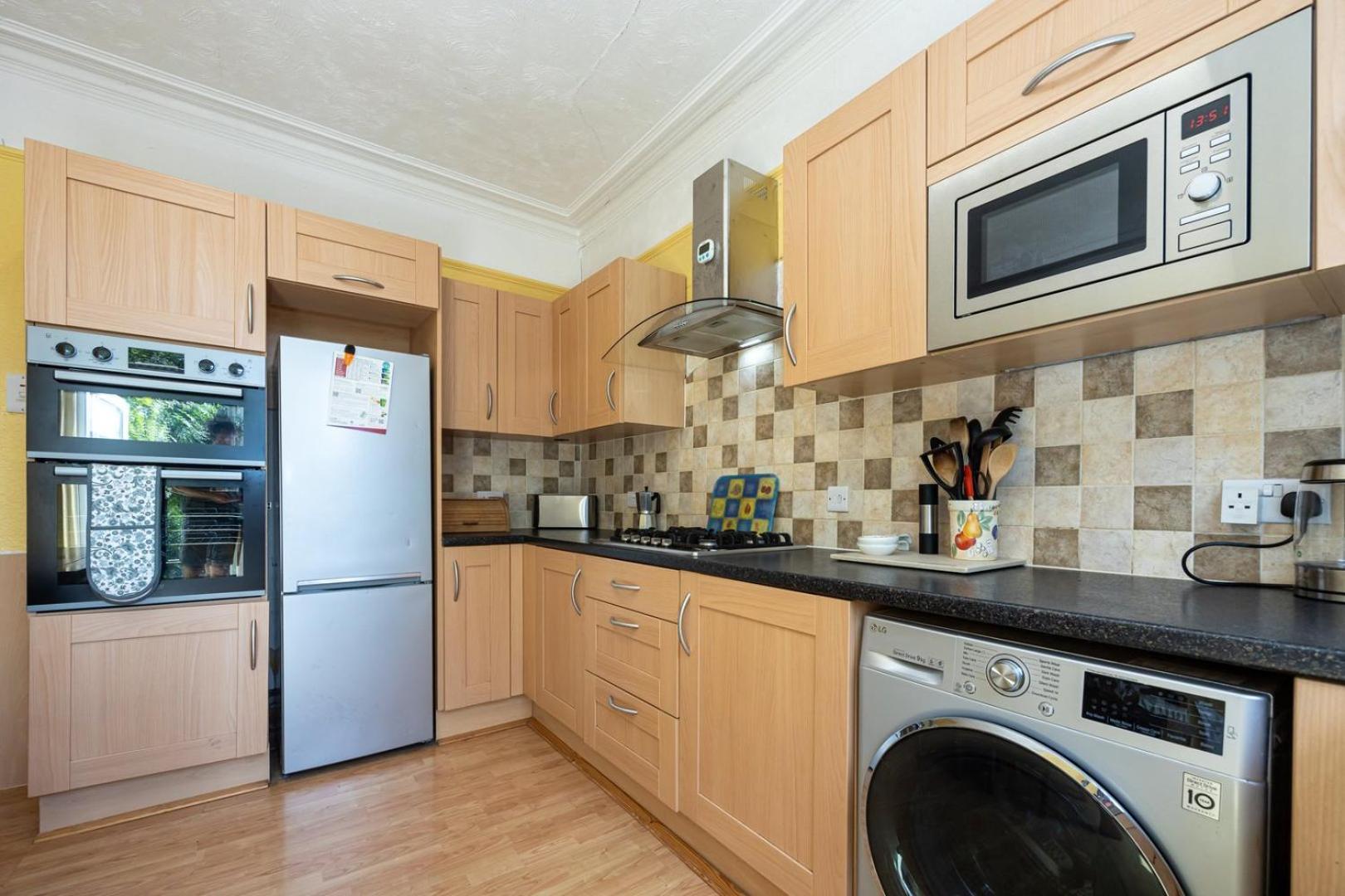 Guestready - Enchanting Life In Gorse Hill Manchester Dış mekan fotoğraf