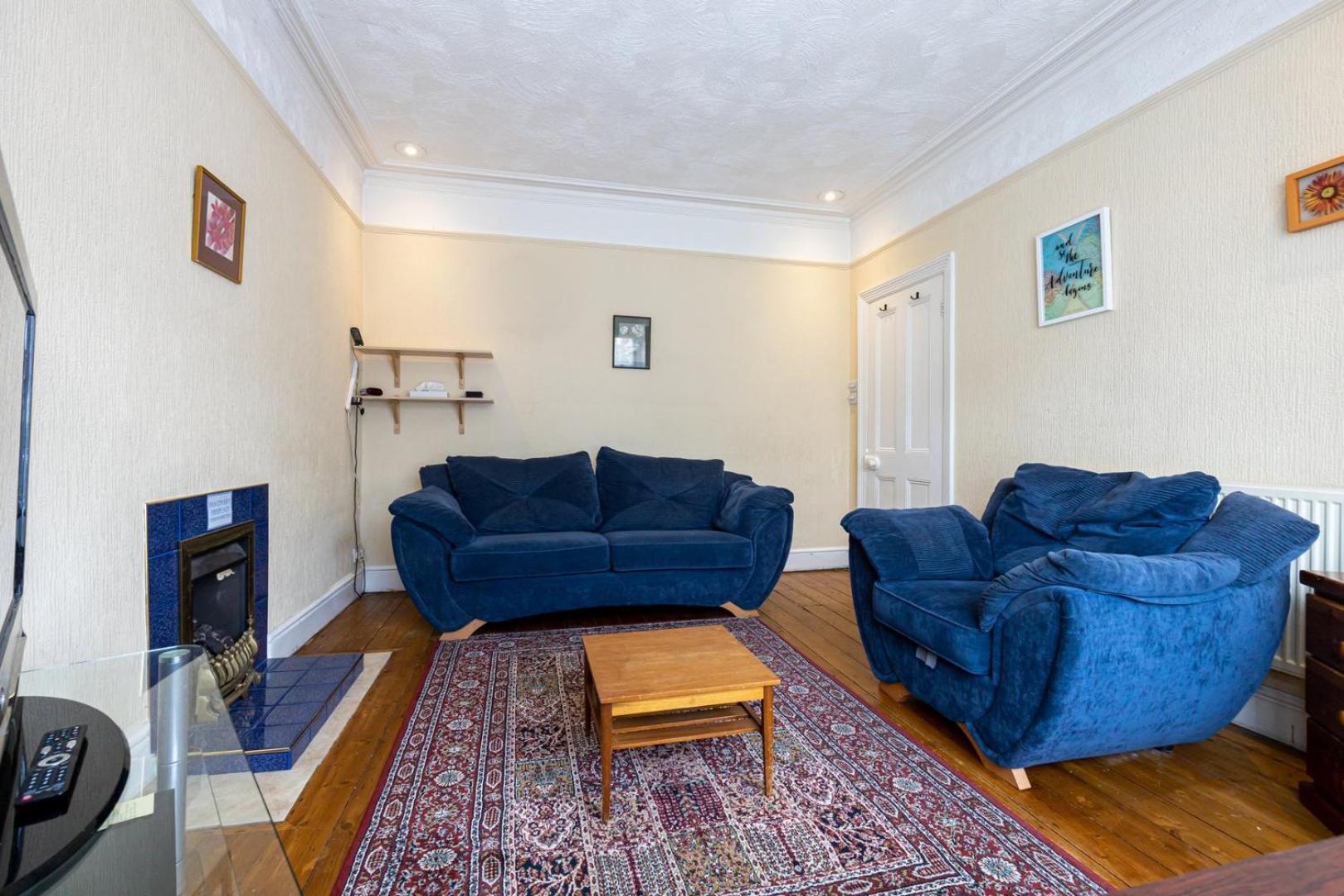 Guestready - Enchanting Life In Gorse Hill Manchester Dış mekan fotoğraf
